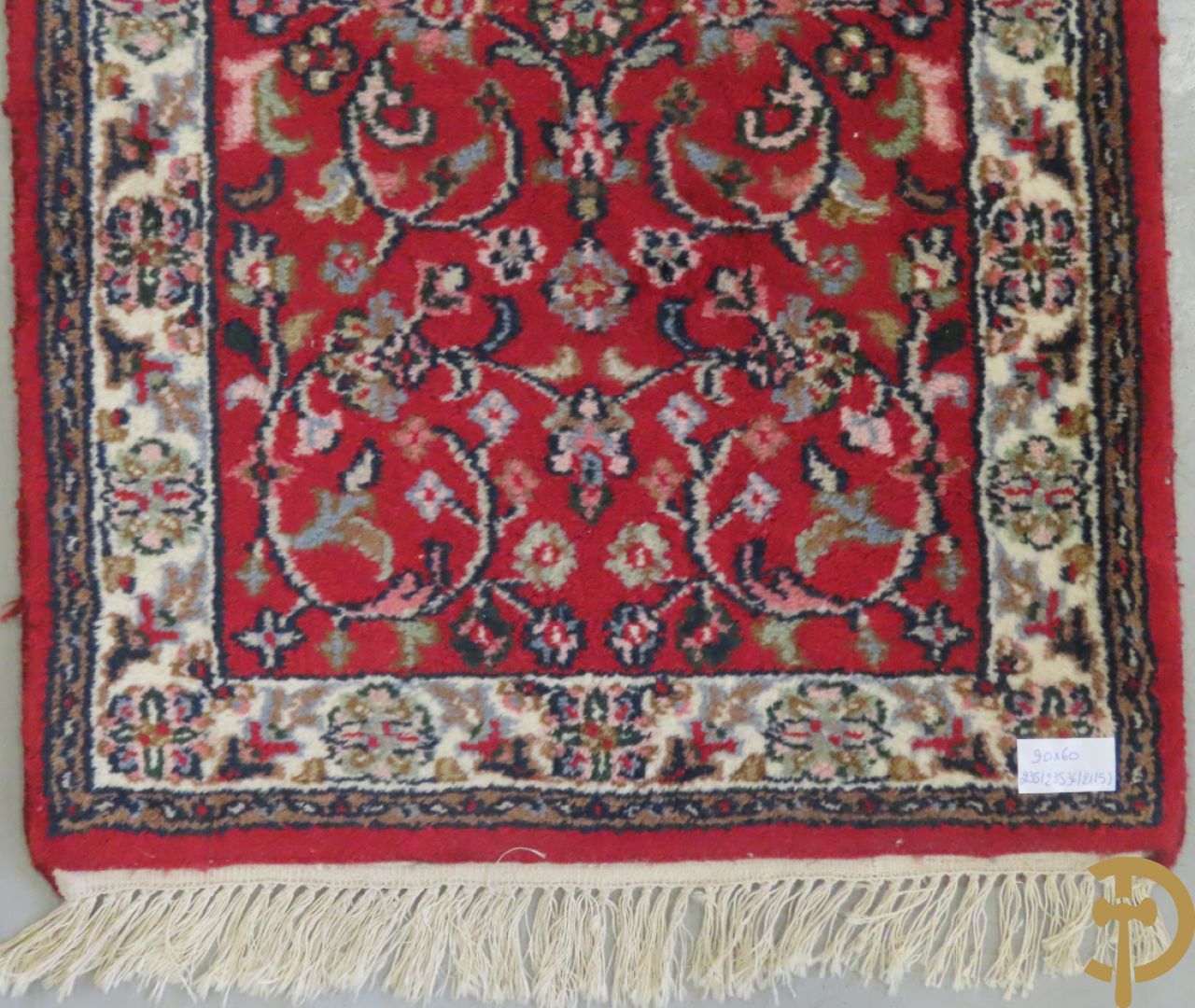 Vijf oosterse handgeknoopte tapijten