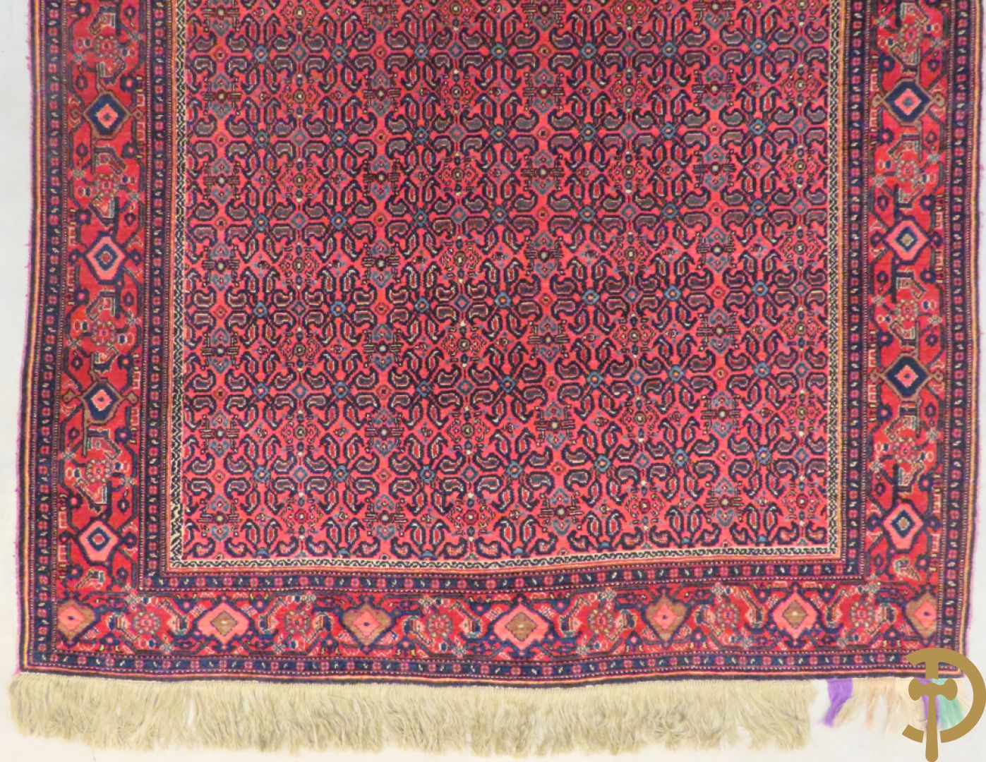 Antiek oosters handgeknoopt tapijt met doorlopend decor