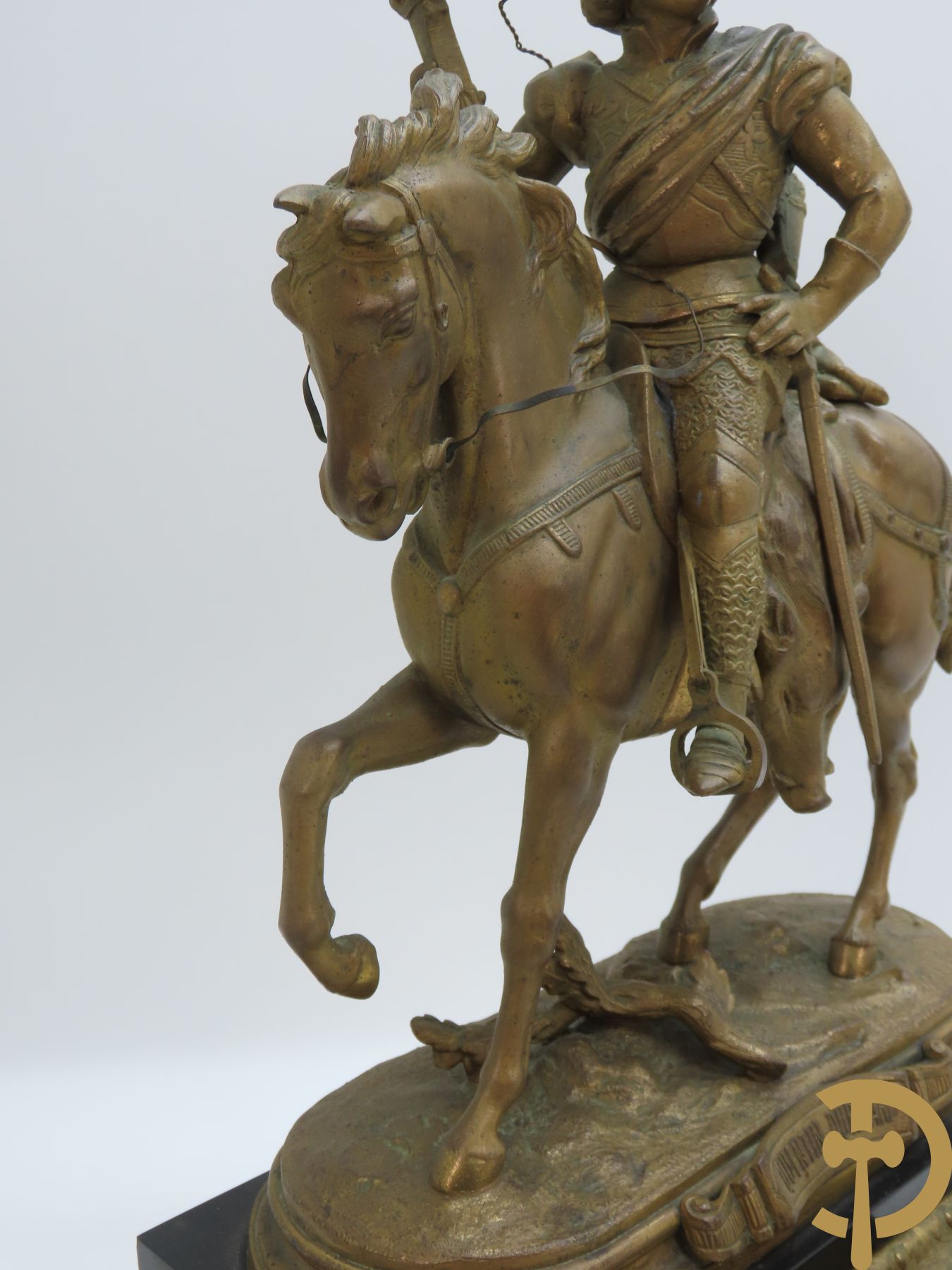 Kunstbronzen pendule Quentin - Durwart gemerkt, horloge bekroond met ridder op het paard, F. Laurent getekend