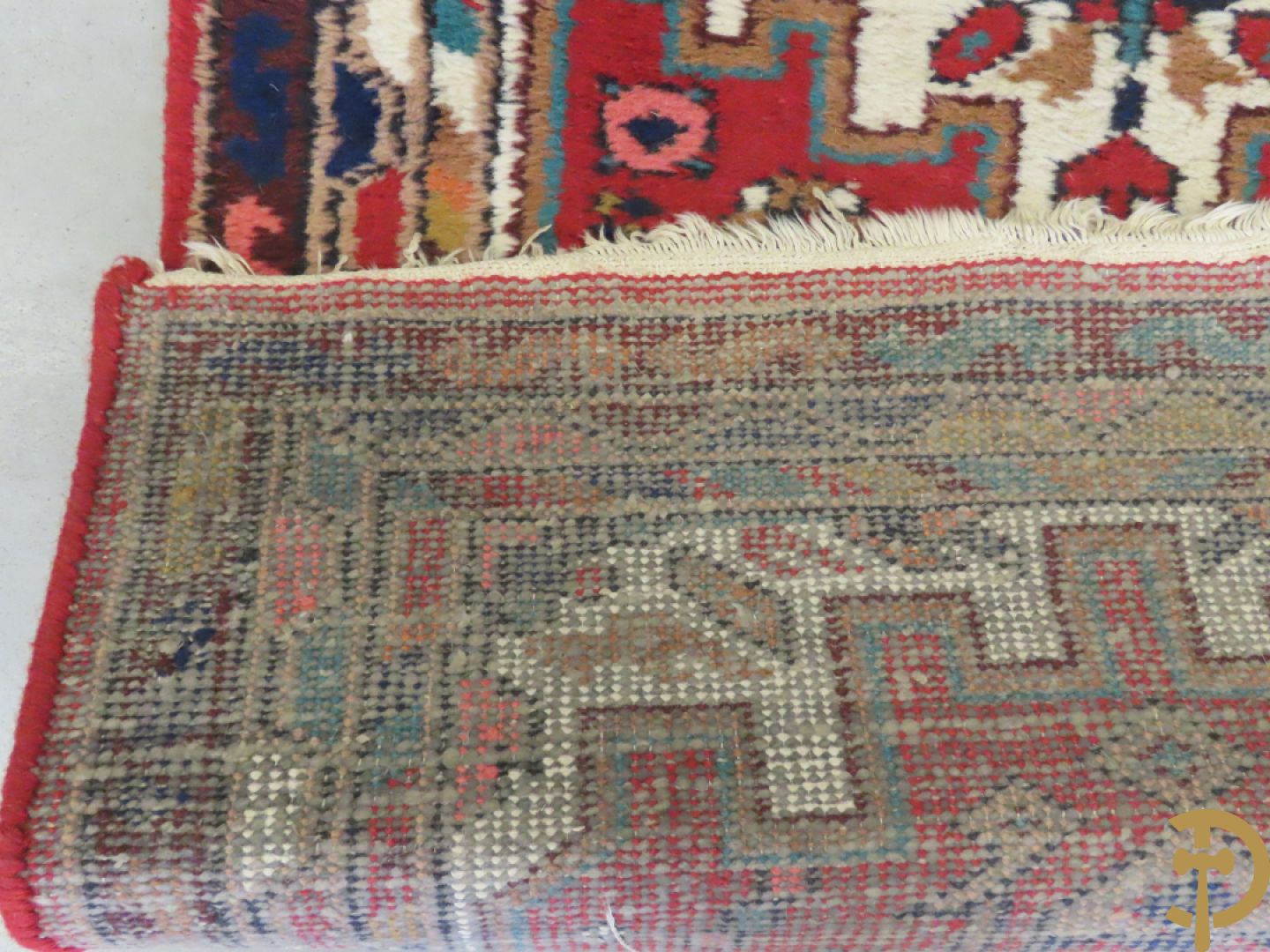 Drie oosterse handgeknoopte tapijten (2 Bouchara en 1 Hamadan)