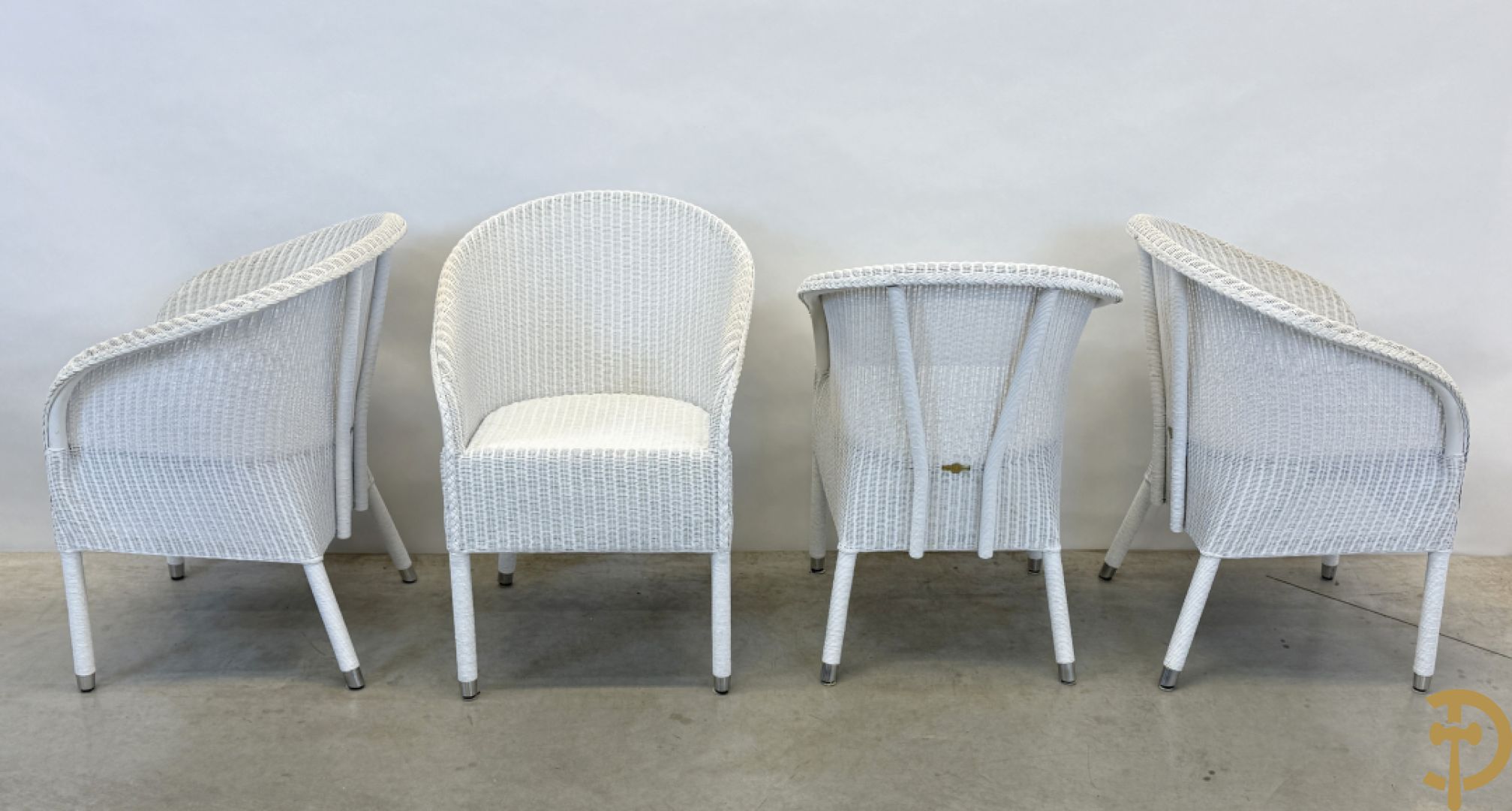 Vier gevlochten Lloyd Loom armzetels van Vincent Sheppard