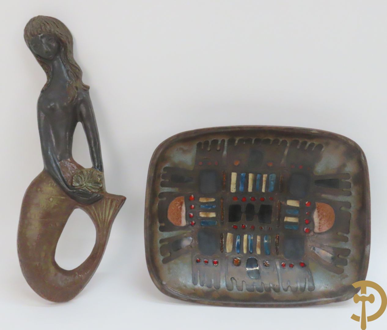 Moderne keramieken kleurrijke vintage coupe, gemerkt Perignem + Keramiek beeld van zeemeermin,  Amfora Vandeweghe