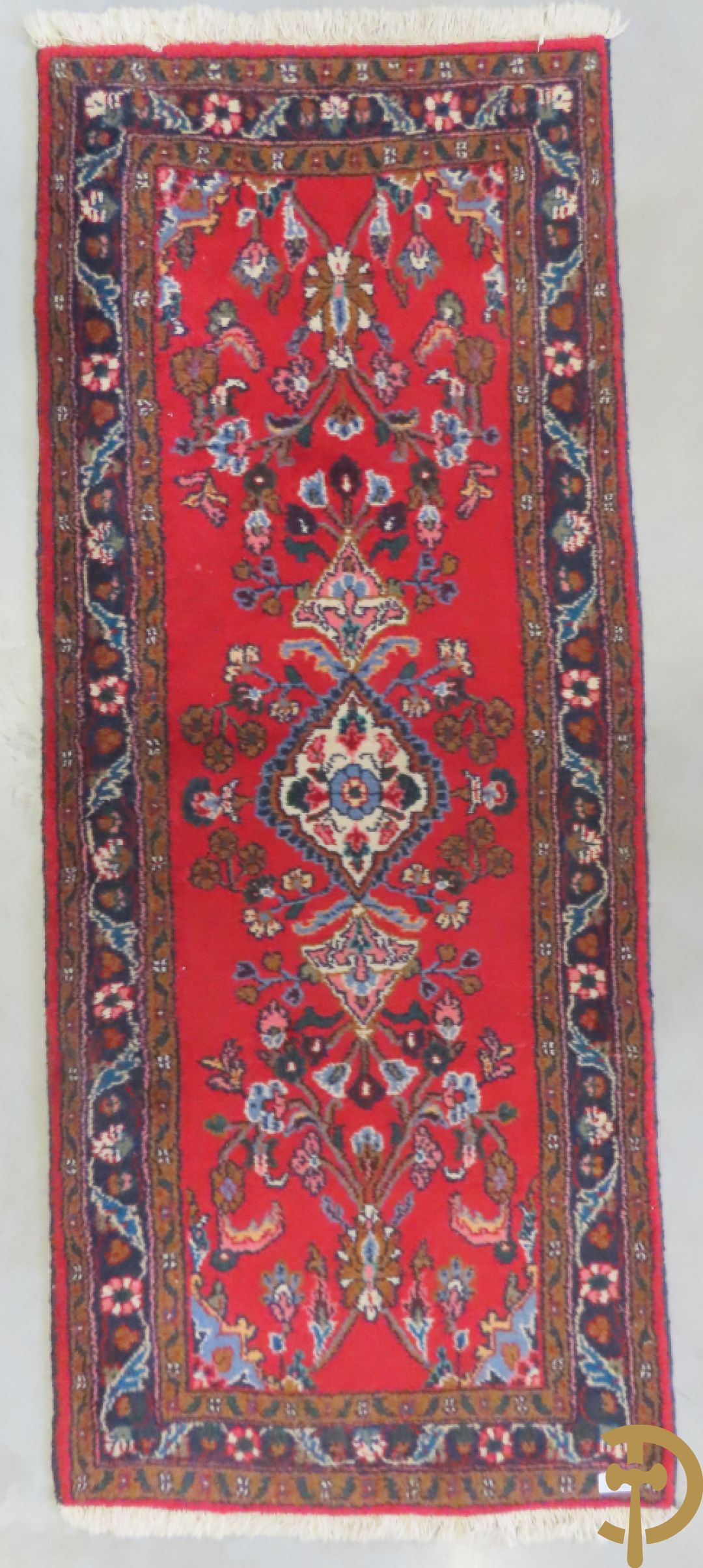 Vijf oosterse handgeknoopte tapijten