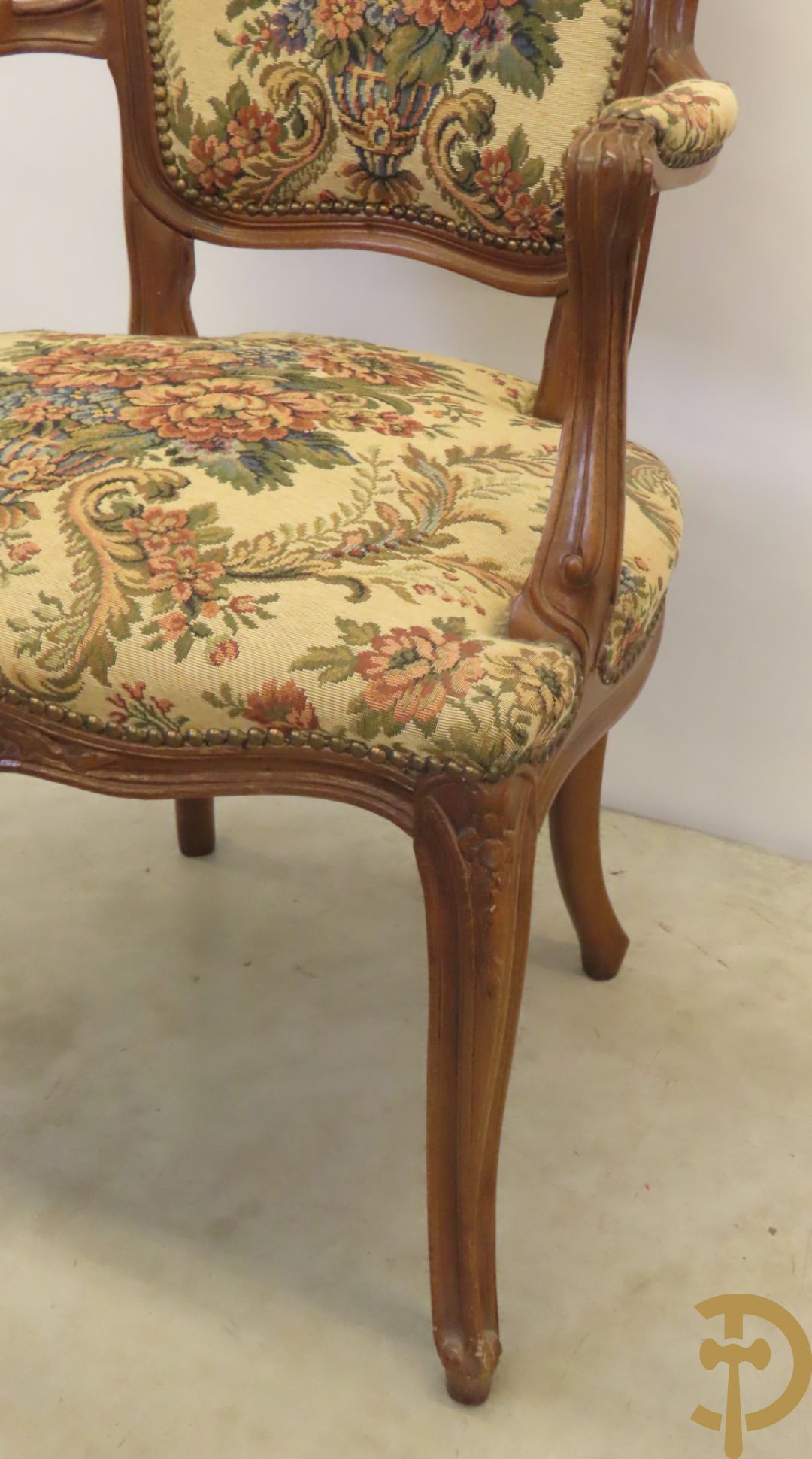 Vier Louis XV armzetels