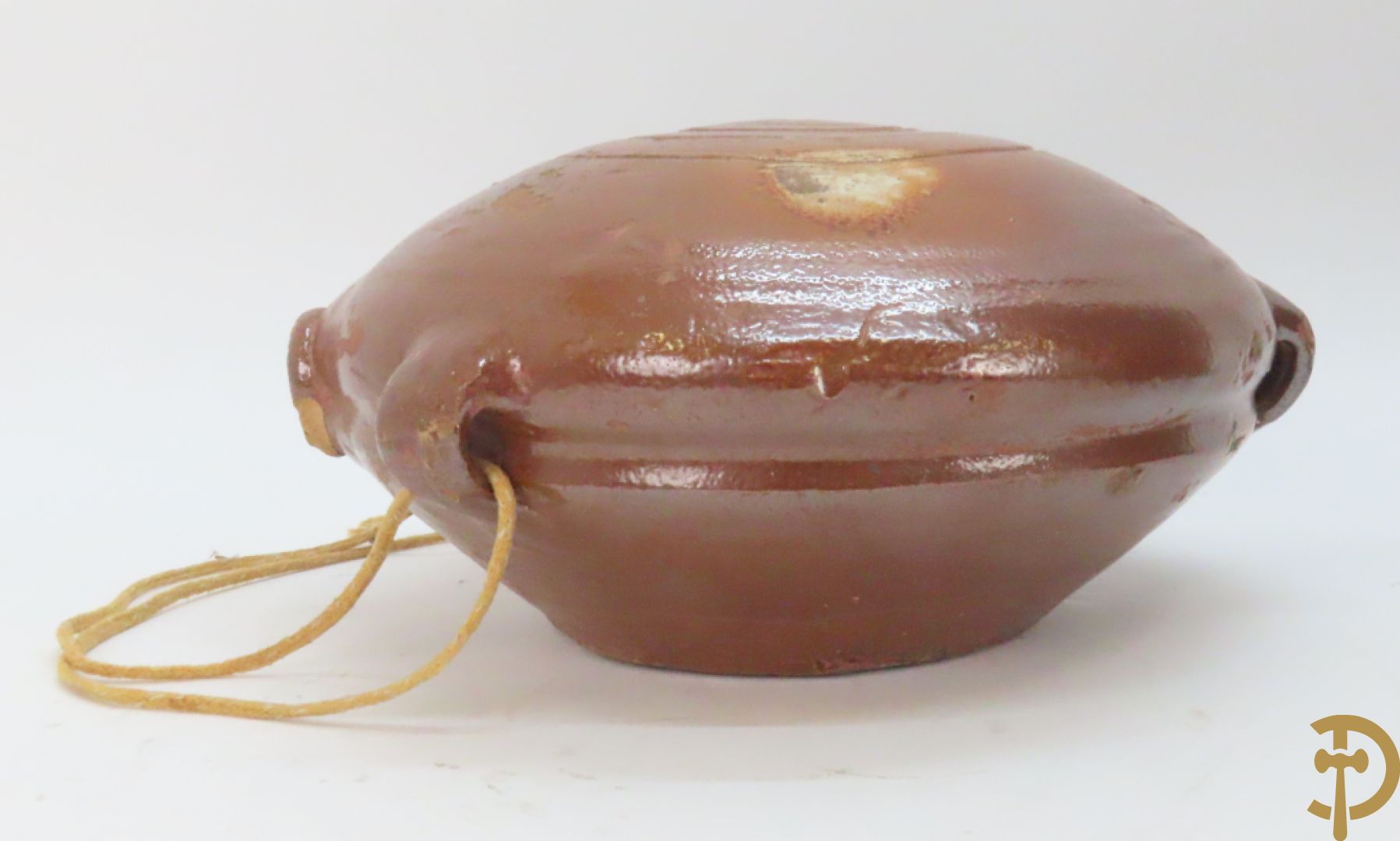 Langerwehe steengoed kruik + twee steengoed veldkruiken +Keulse dekselkan + bronzen mortier met stamper