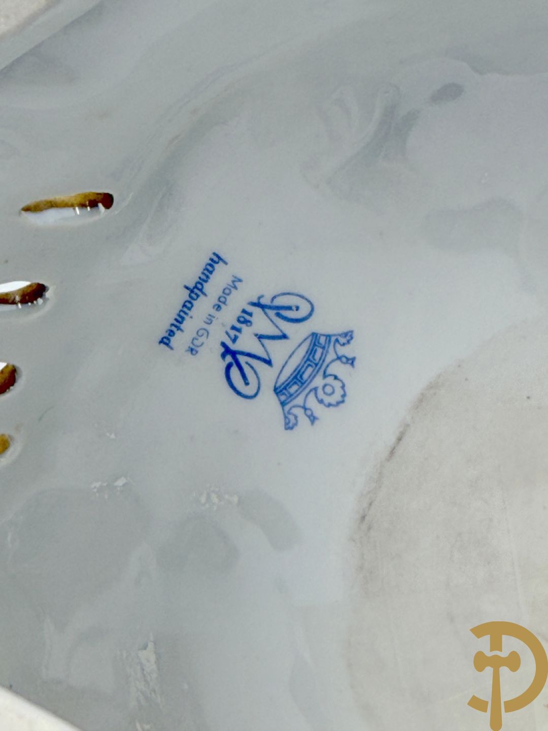 Porseleinen vijfarmige kandelaar met 2 cupido