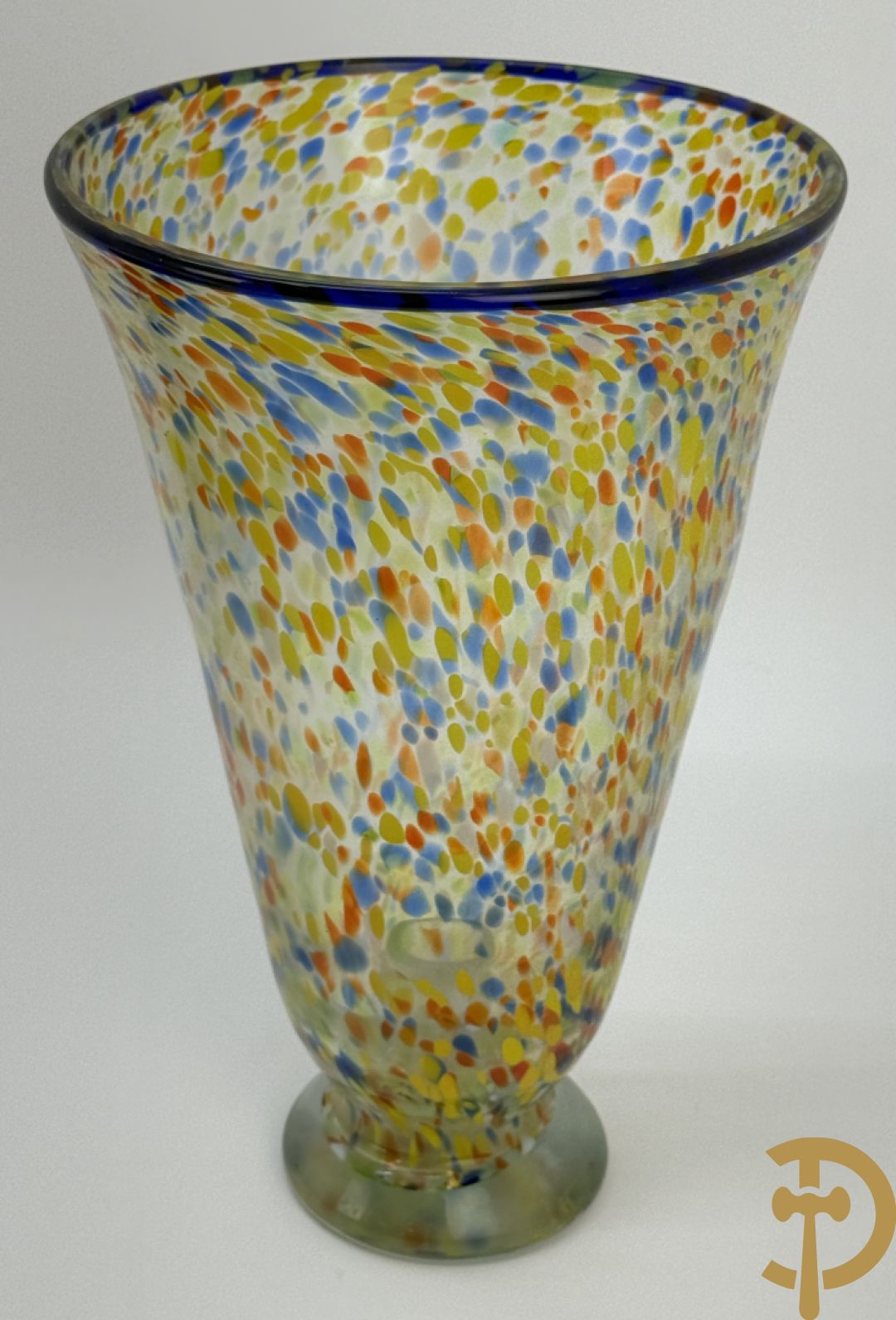 Italiaanse kleurrijke konische murano vaas