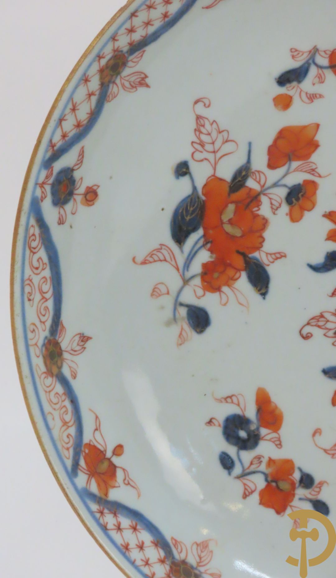 Paar Imari borden + 1 ander Imari bord + 2 Imari coupjes + Imari schoteltje