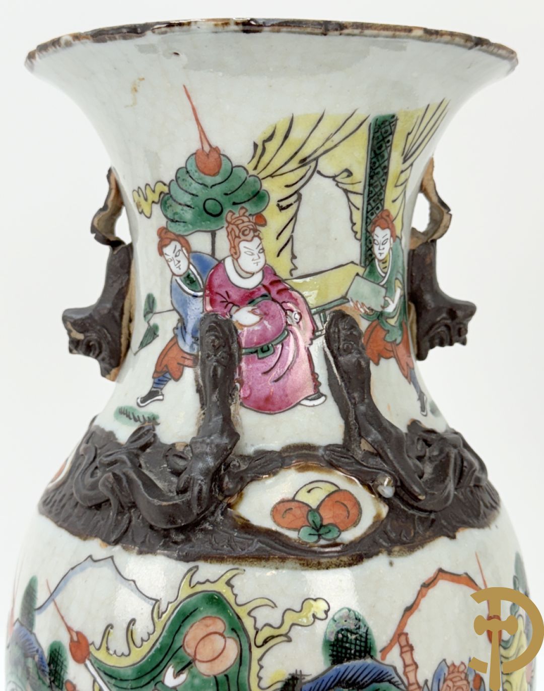 Paar Nankin vazen met krijgerdecor