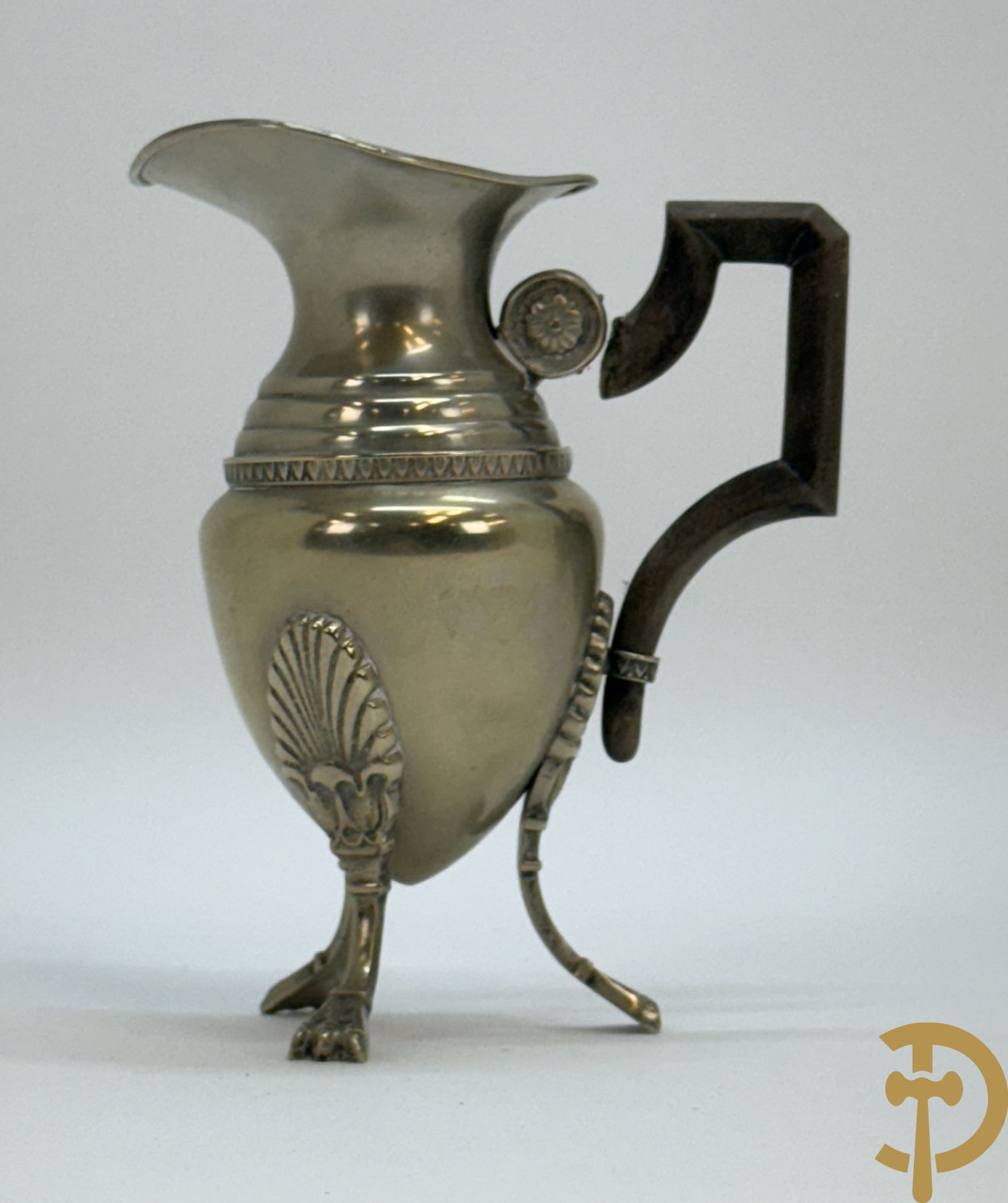 Verzilverd koffie en theestel op plateau, Metal Blanc getekend