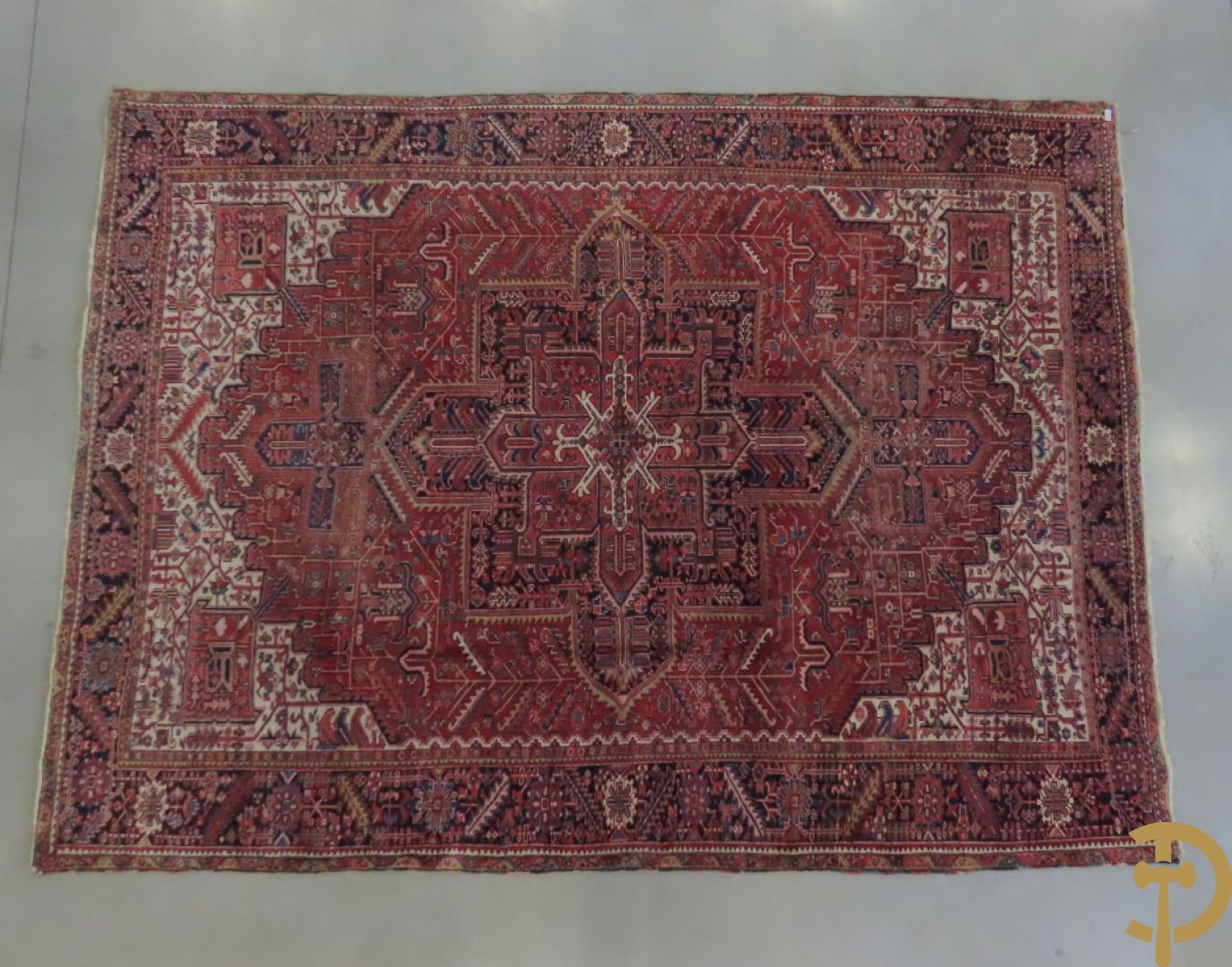 Oosters handgeknoopt tapijt Heriz