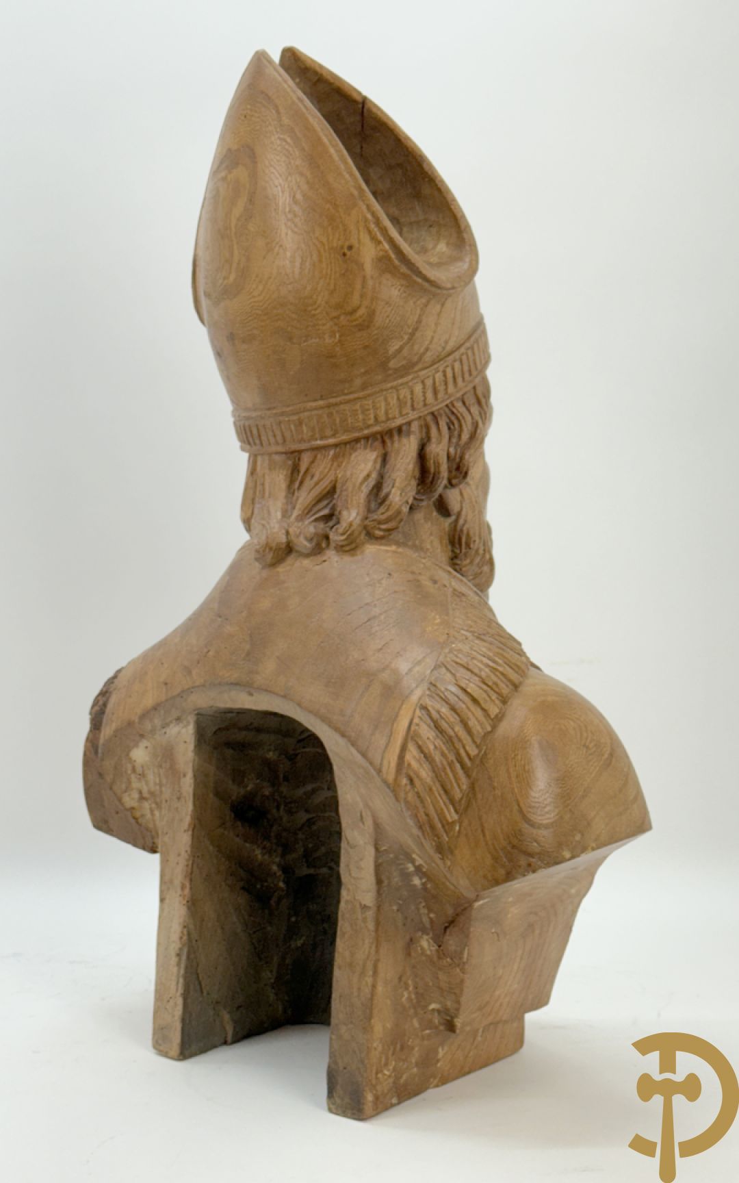 Houtgesculpteerde buste van Sint Elooi