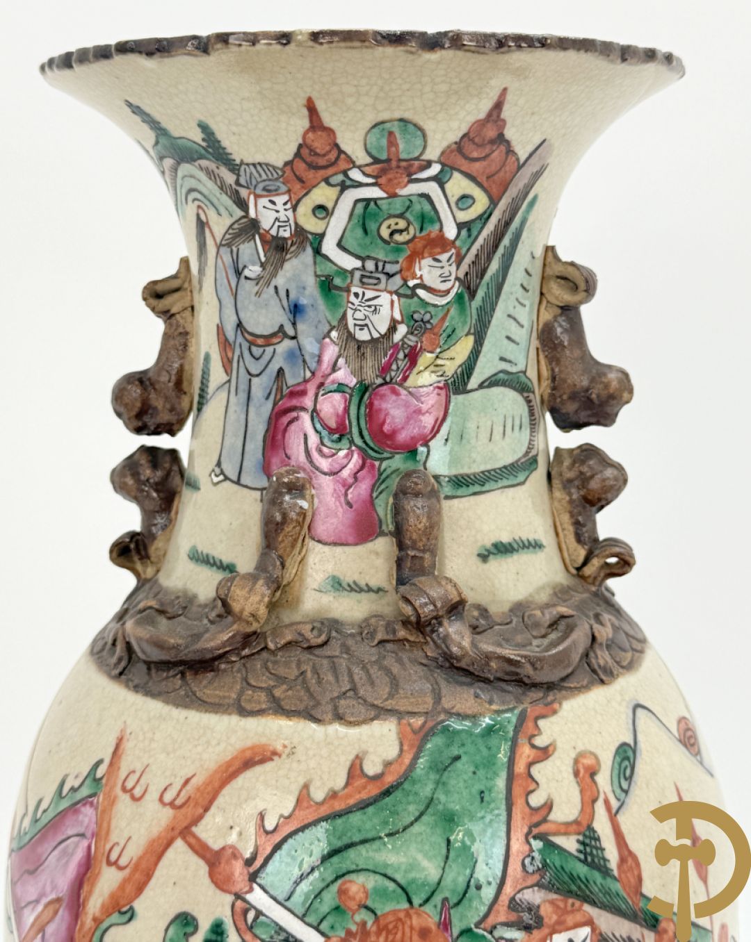 Paar Chinese Nankin vazen met krijgerdecor