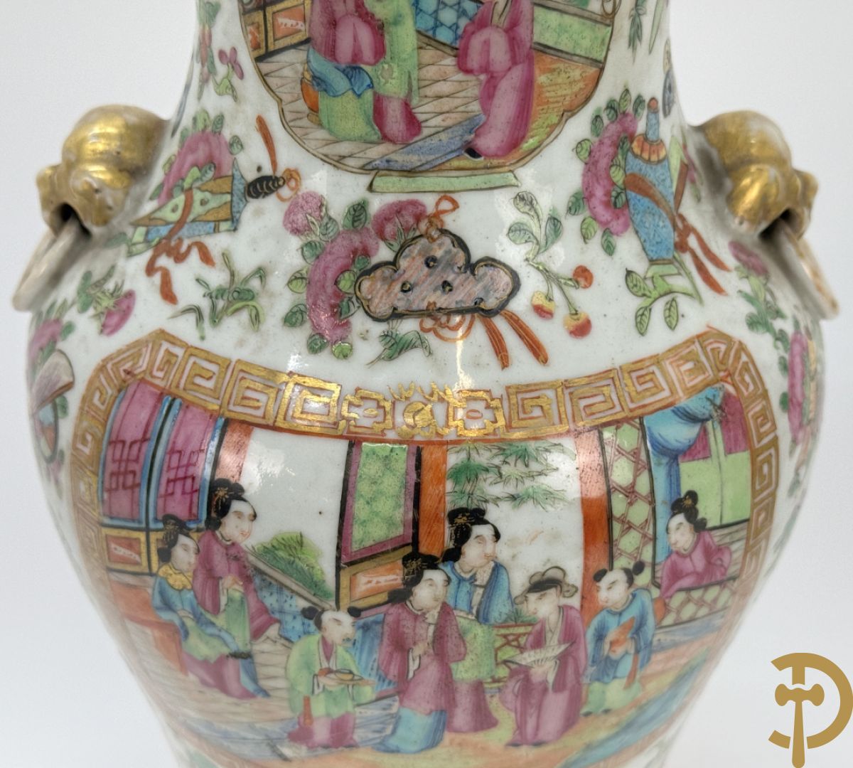 Paar Chinese porseleinen Kanton vazen