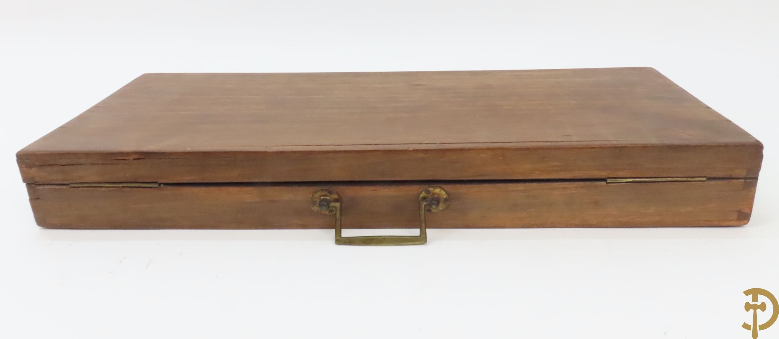 Antieke duelleerkoffer met paar percussie duelleerpistolen met notelaren handvat - (Antiek sierwapen daterend voor 1893 - kopers gebonden aan de Belgische wetgeving)