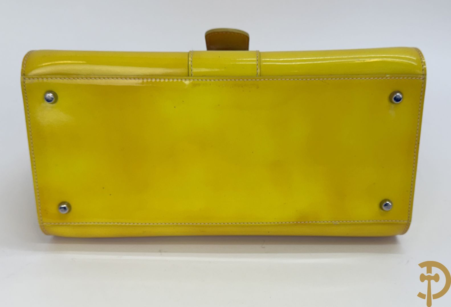 Unieke handtas Delvaux in fluo geel, model Brillant, gelimiteerde en genummerde serie 8/10, mode 2001 Landed - ontwerp van Walter Van Beirendonck uit 2001
