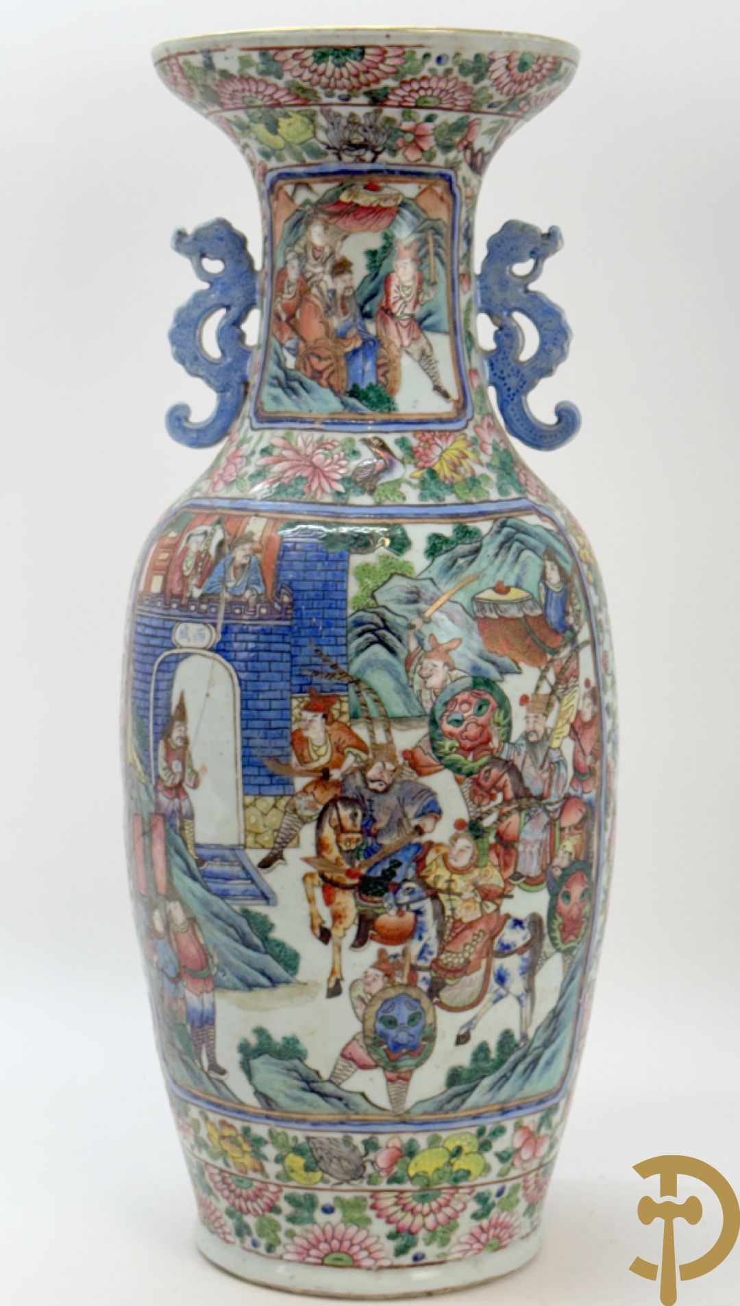 Chinese porseleinen vaas met geanimeerd krijgerdecor en vogeltaferelen