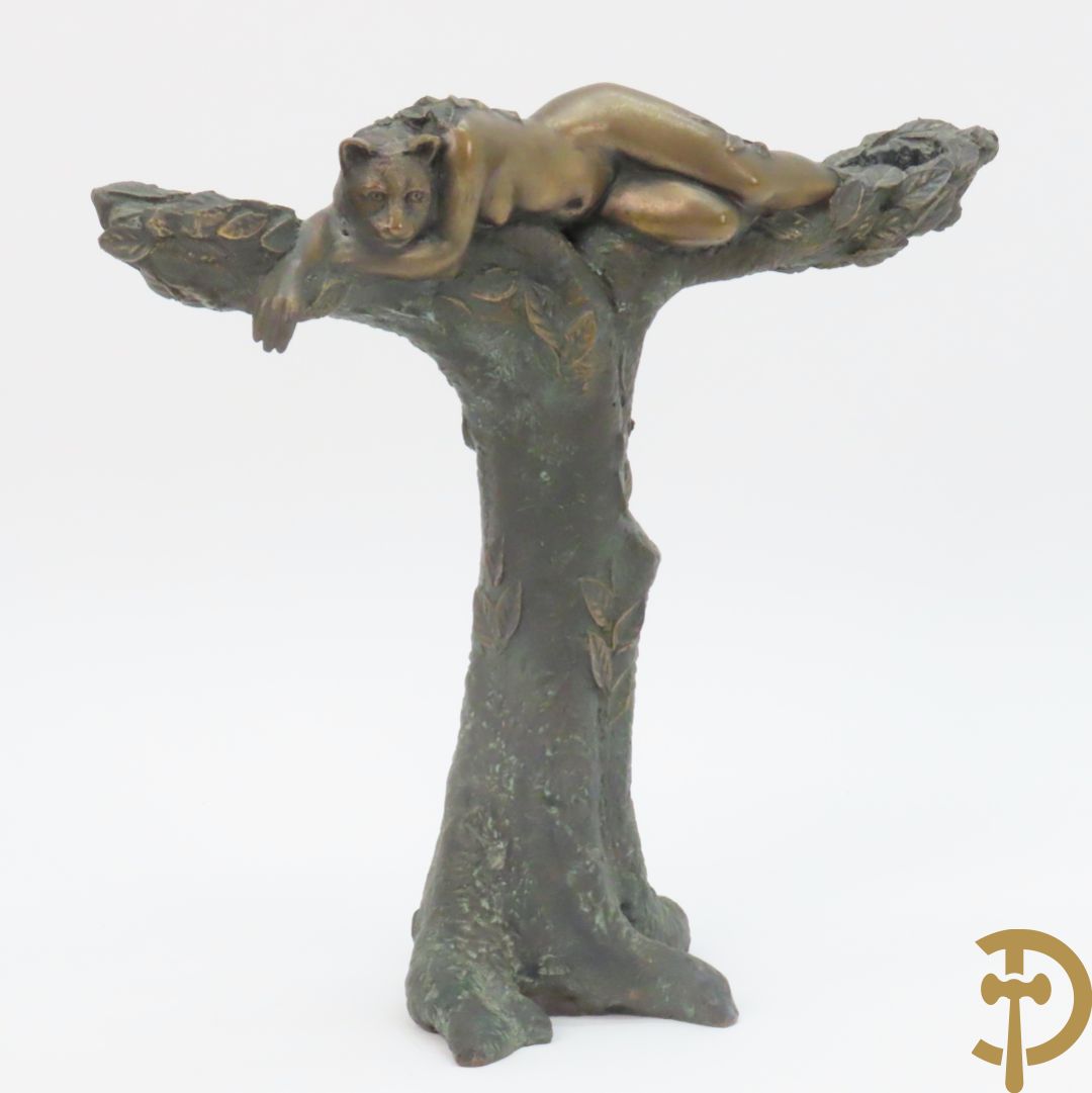 Gemonogrammeerd met symbool 