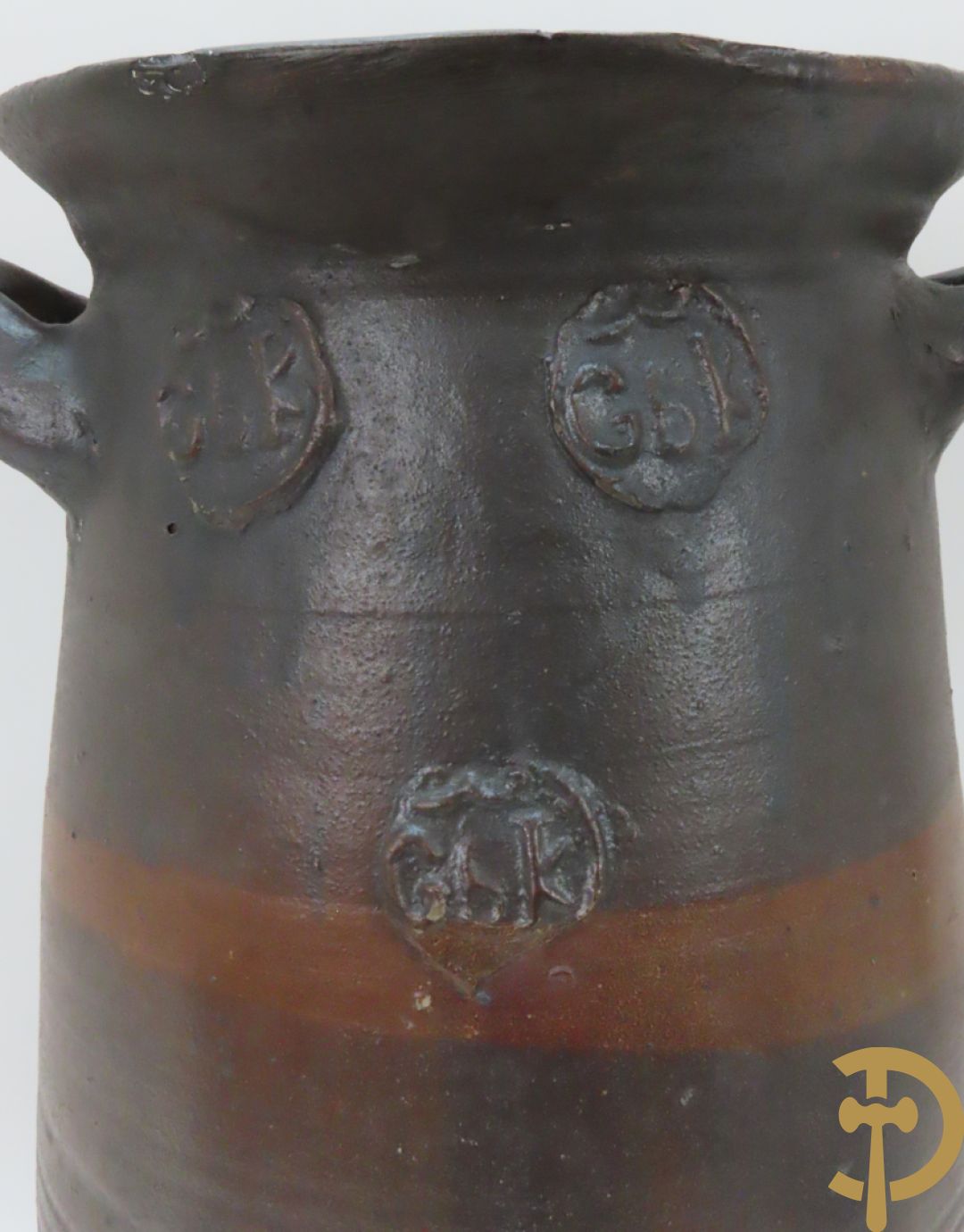 Langerwehe steengoed kruik + twee steengoed veldkruiken +Keulse dekselkan + bronzen mortier met stamper