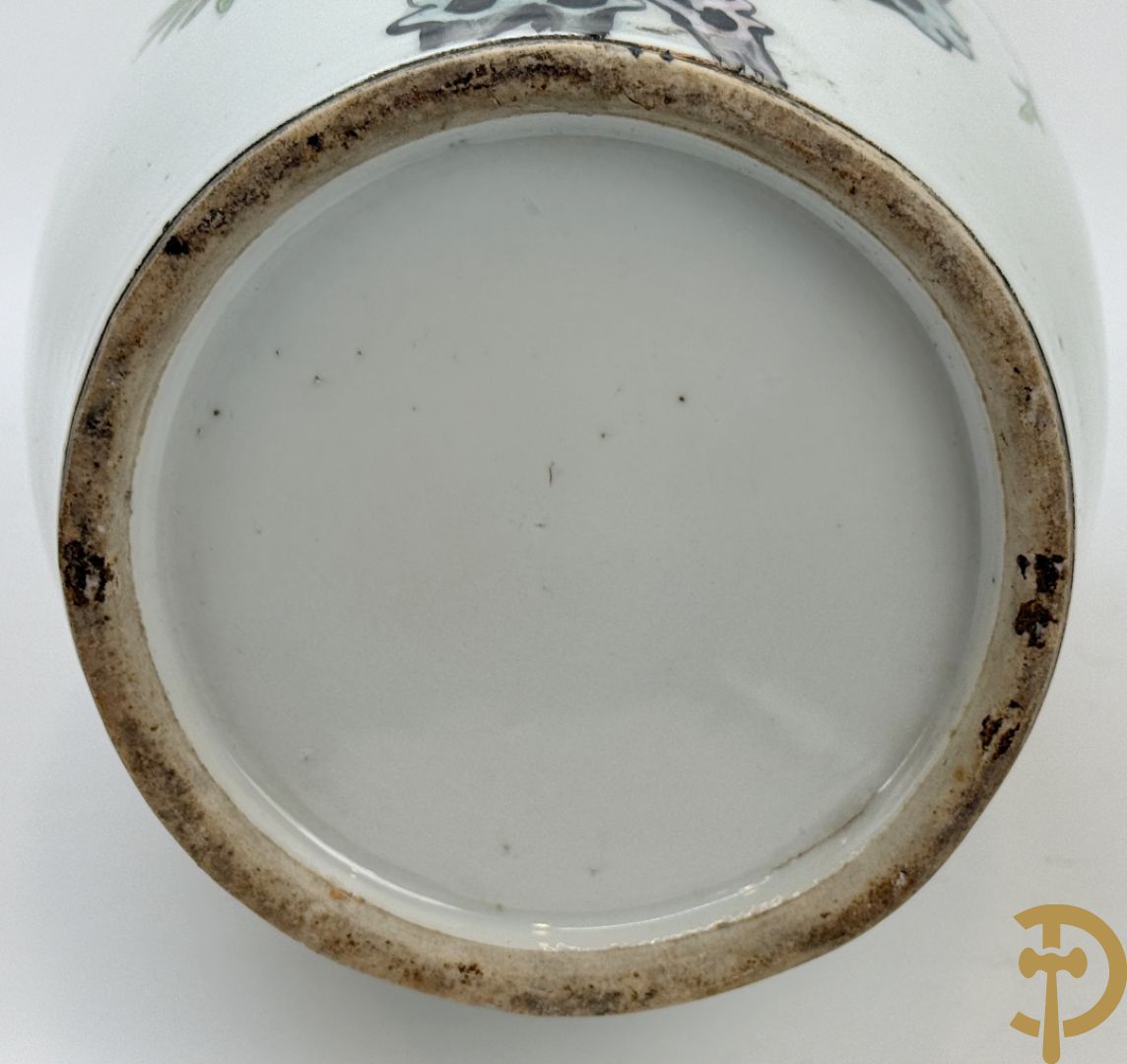 Chinese porseleinen vaas met decor van bloemen en vogels