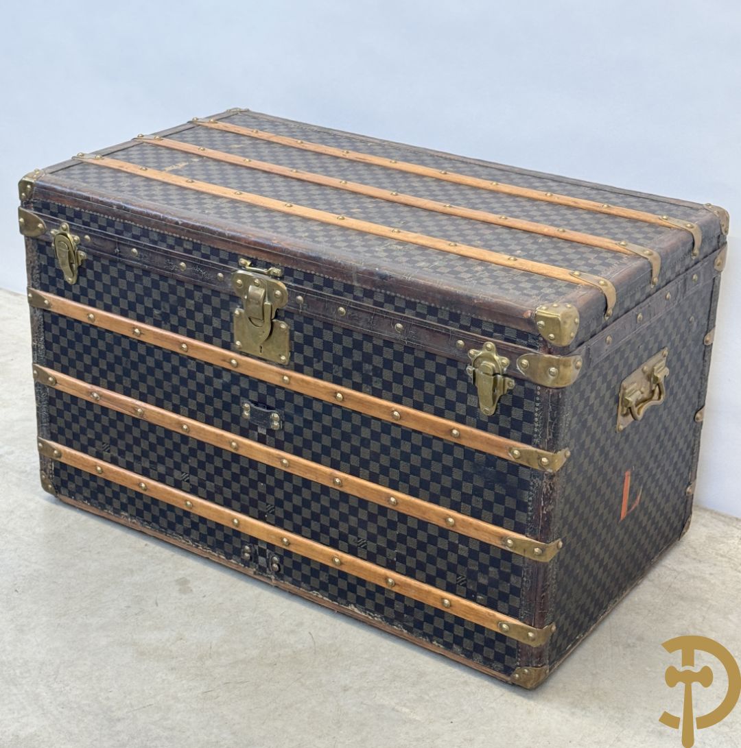 Antieke reiskoffer Louis Vuitton met houten latten, genummerd N41601, met bijhorende sleutel