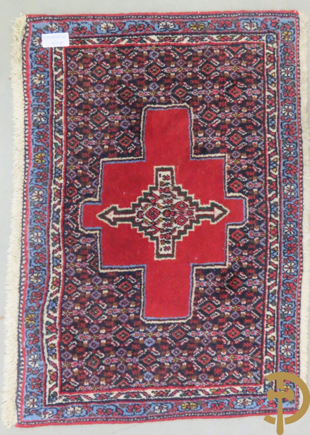 Vijf oosterse handgeknoopte tapijten