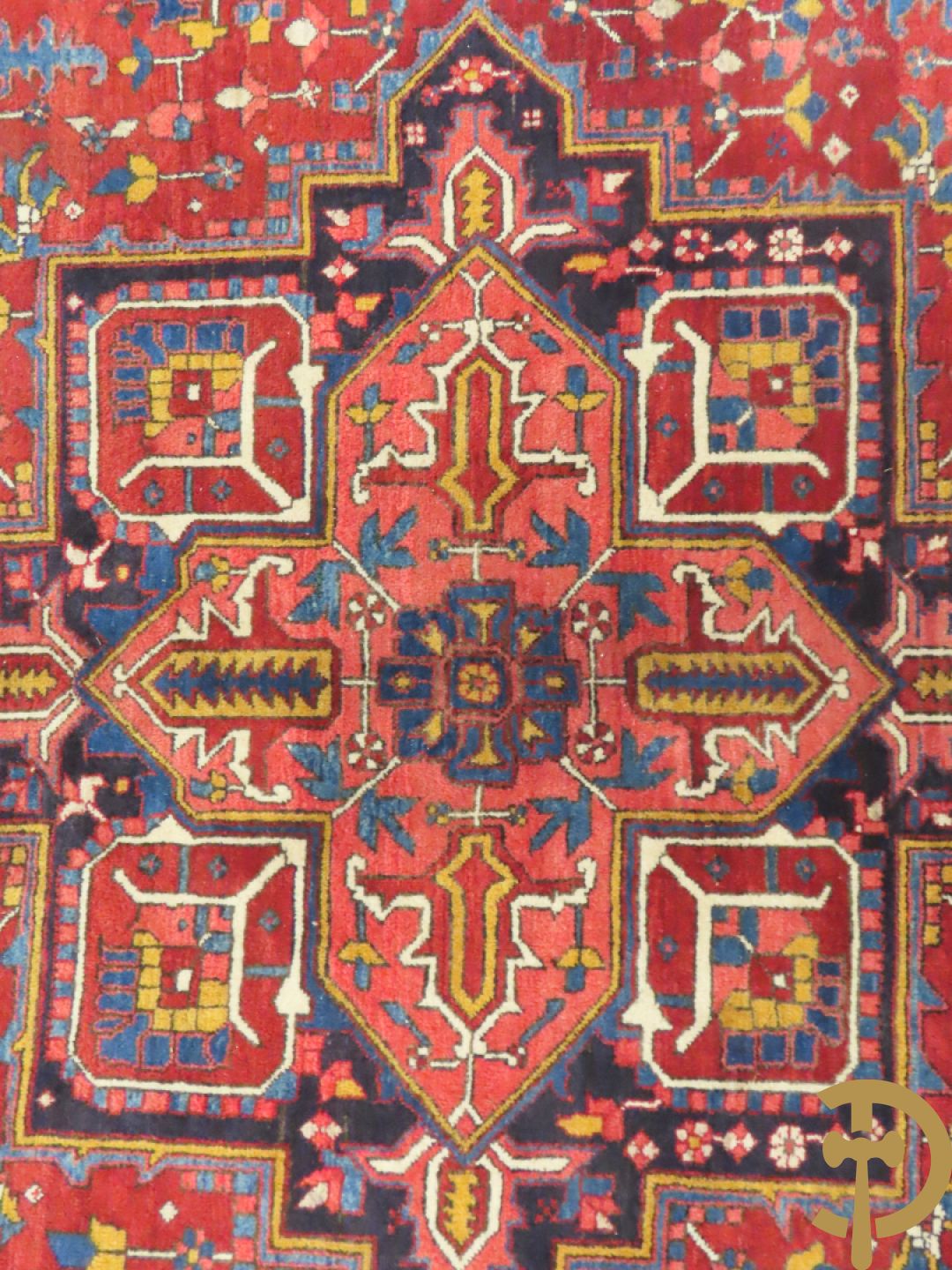 Oosters handgeknoopt tapijt Heriz