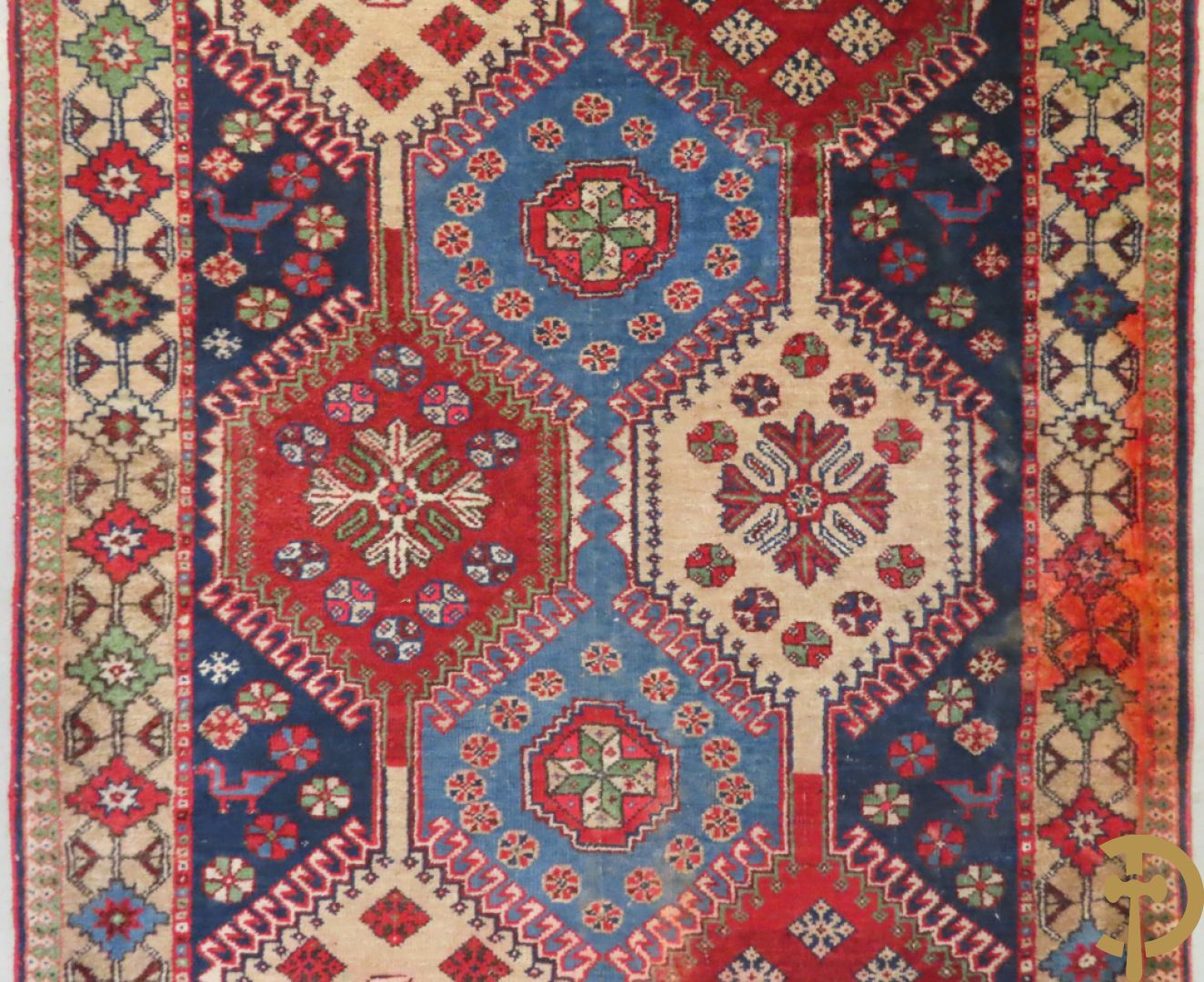 Drie oosterse handgeknoopte tapijten Kaukasus