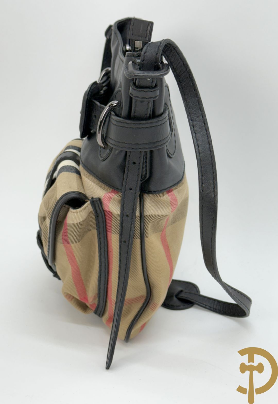 Schoudertas Burberry in stof en leder met bijhorende zak