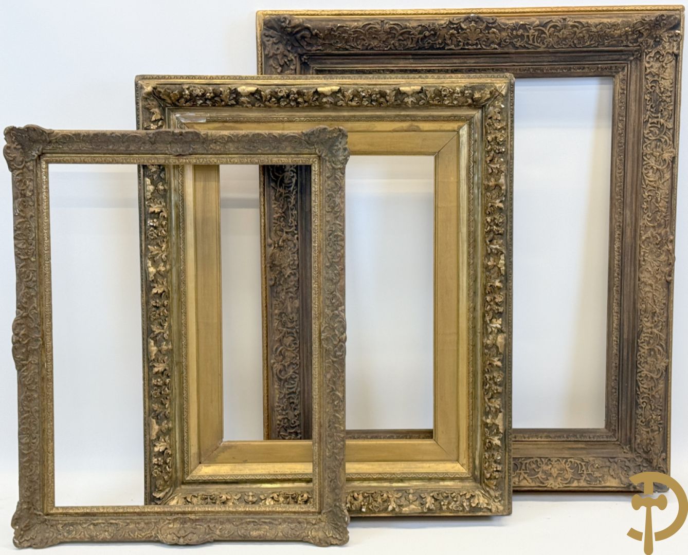 Oude grote vergulde Louis XV lijsten : 3 stuks