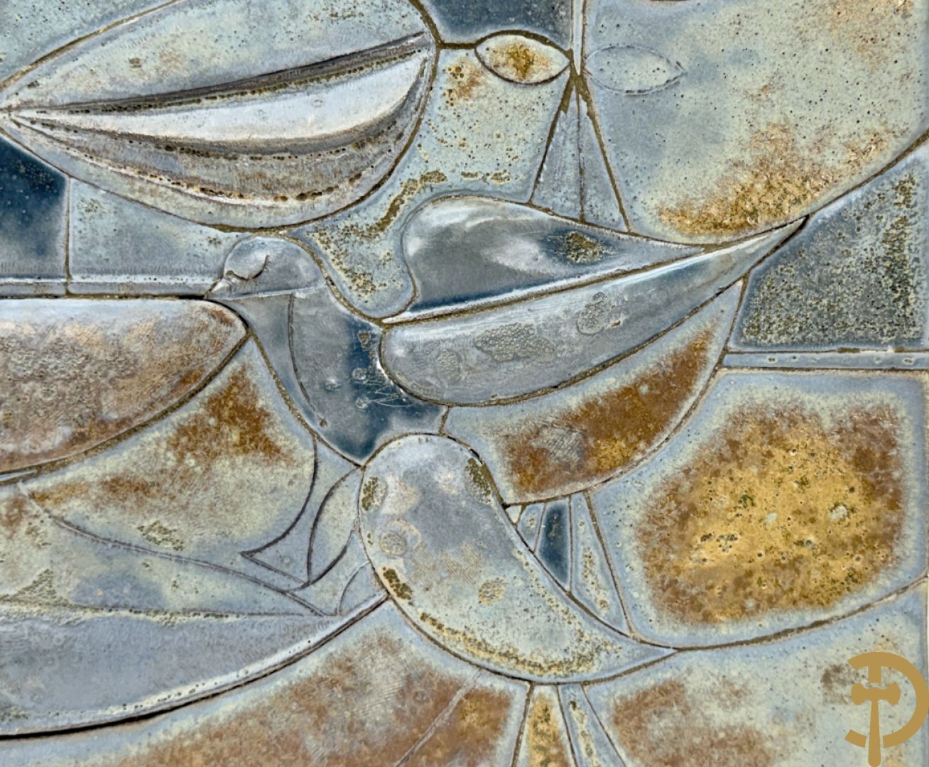 Ongetekend  vintage keramieken basrelief met vogeldecor