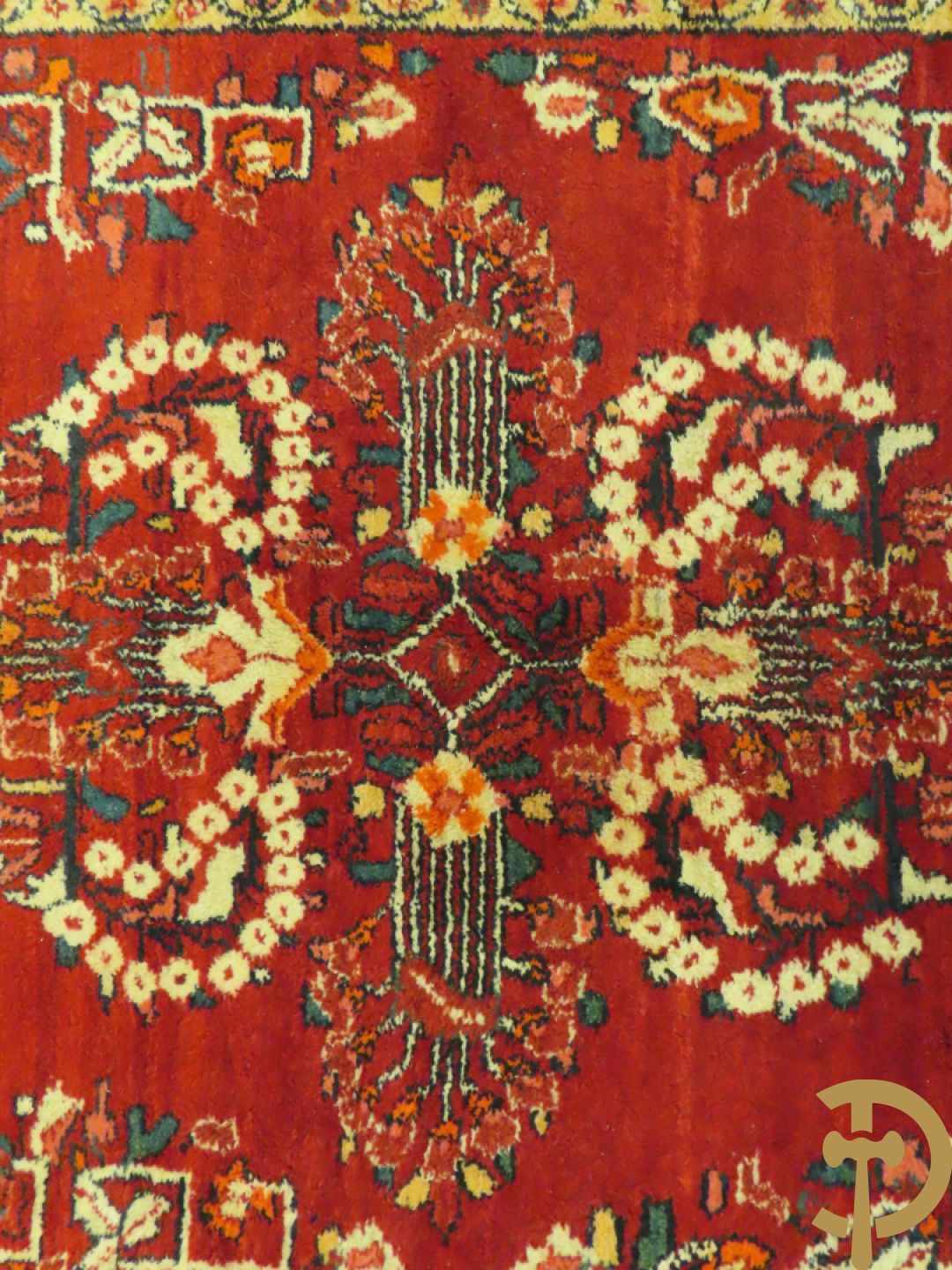 Oosters handgeknoopt tapijt Hamadan met rode fond