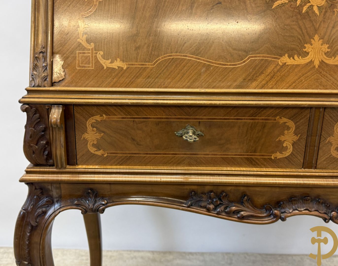 Notelaren secretaire met vitrine, Louis XV