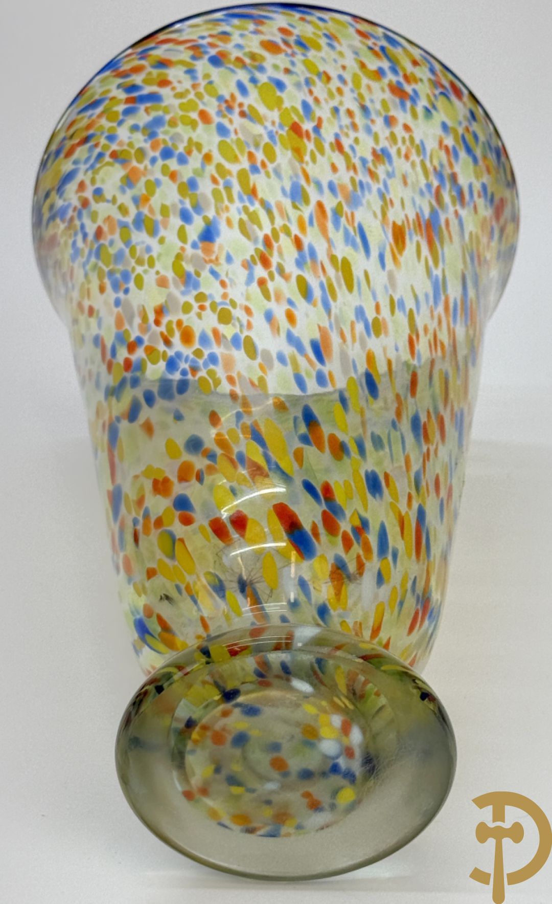 Italiaanse kleurrijke konische murano vaas