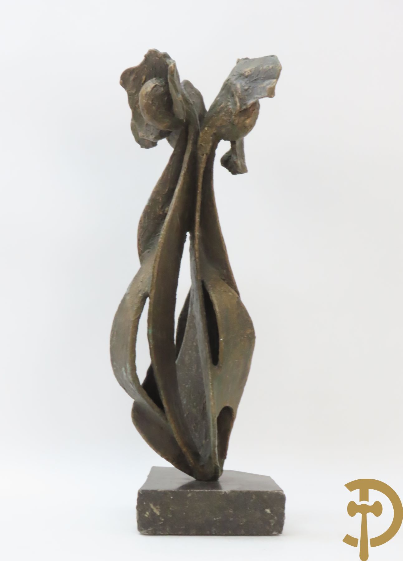 Lampens Marc (van) LM gemonogrammeerd - Bronzen gepatineerde bloem